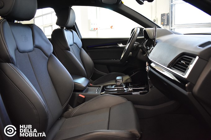 AUDI Q5 SPB 40 TDI quattro S tronic Identity Black S line